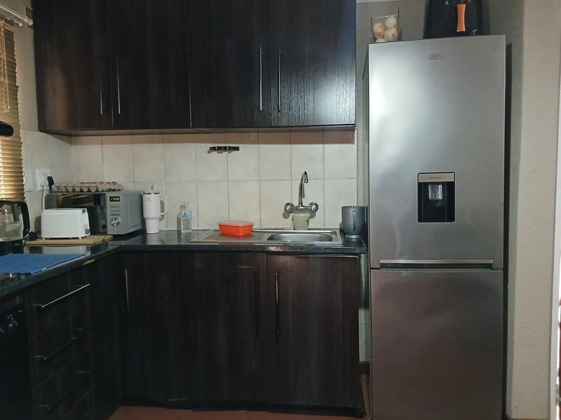 House For Sale in Sunset Manor, Kimberley - Photo 8