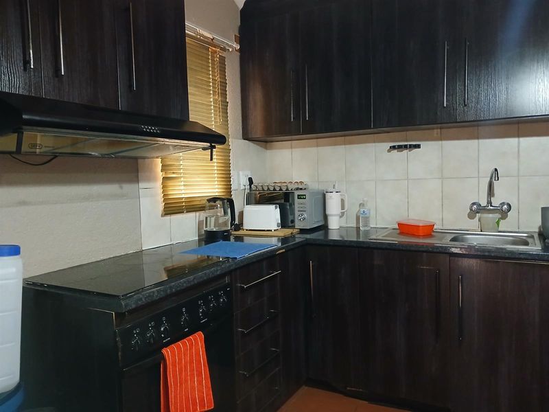 House For Sale in Sunset Manor, Kimberley - Photo 6