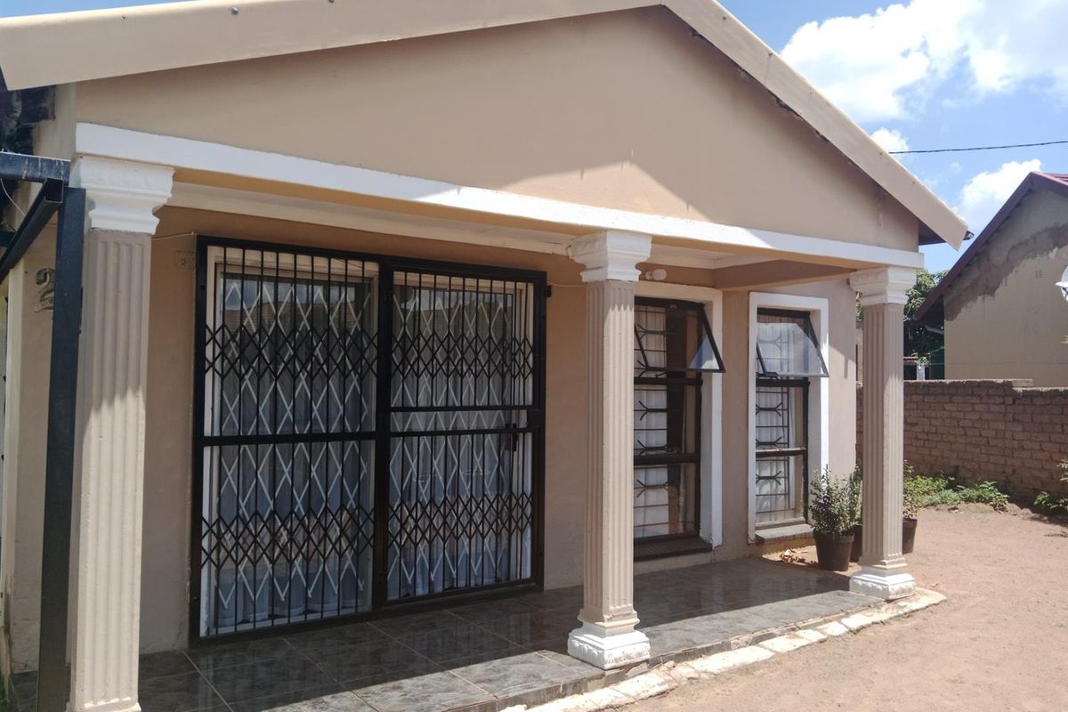 3 Bedroom House for Sale in Lethlabile, Brits - Ideal Family Home or Investment - Photo 2