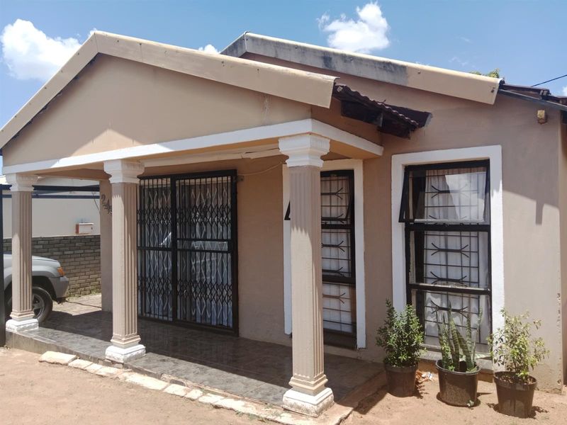 3 Bedroom House for Sale in Lethlabile, Brits - Ideal Family Home or Investment - Photo 1