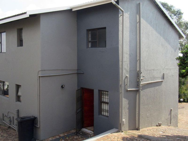 Excellent Value: Spacious, well-maintained, and larger than most - Photo 3