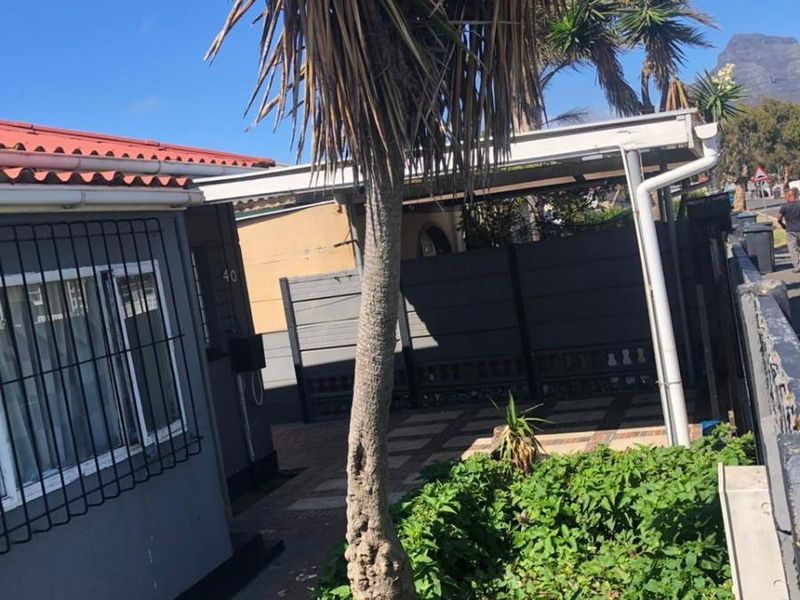 3 bed house with 7 room separate flat in Brooklyn in Milnerton - Photo 5