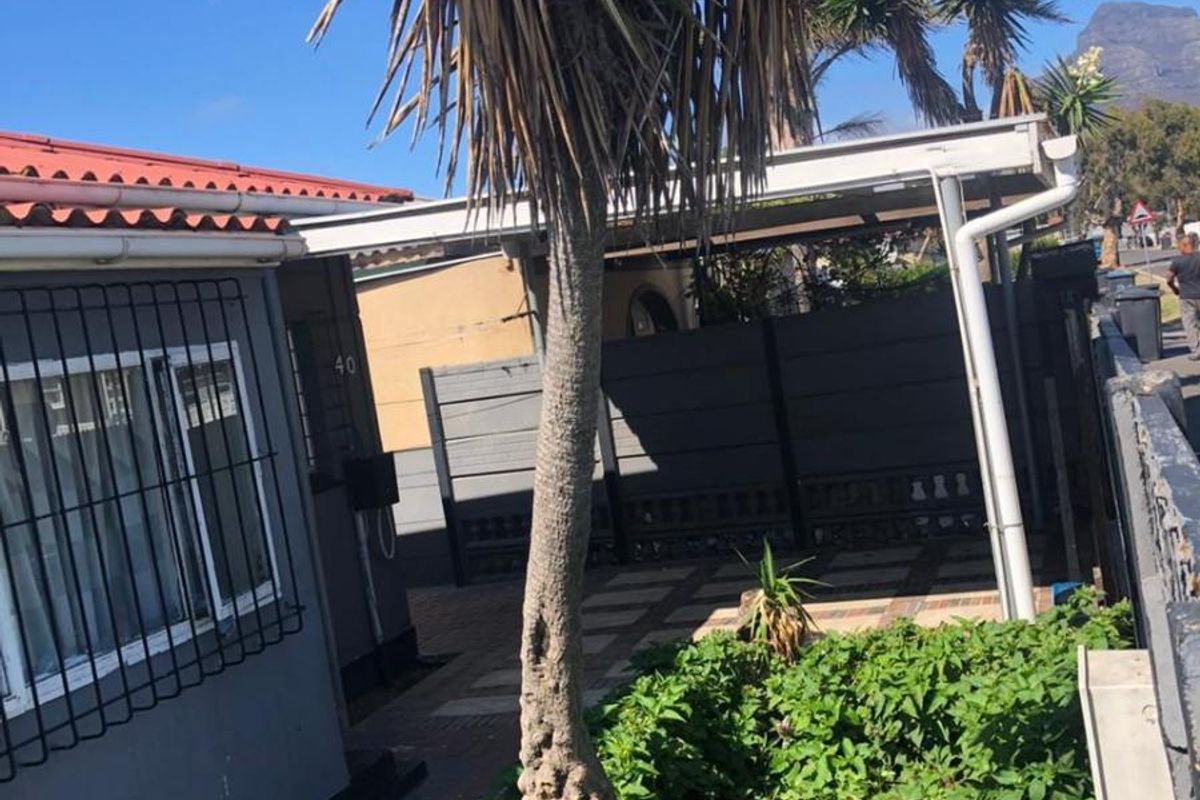 3 bed house with 7 room separate flat in Brooklyn in Milnerton - Photo 5