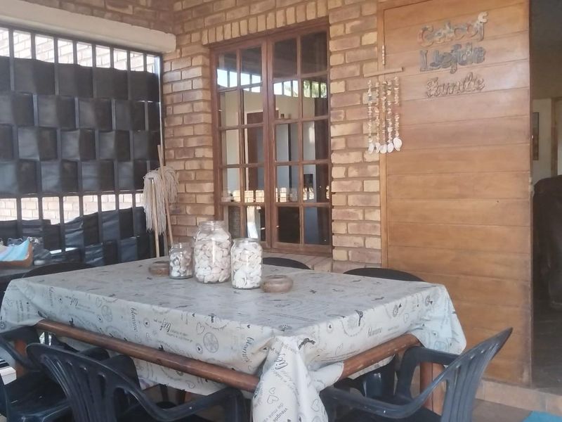 House For Sale in Hoeveld Park, Witbank - Photo 3