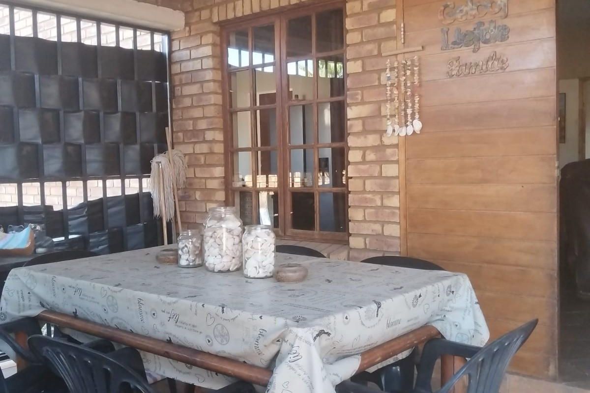 House For Sale in Hoeveld Park, Witbank - Photo 3