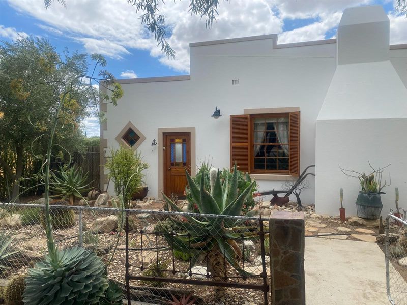 Established Self-Catering Investment with Spacious Family Living - Photo 2