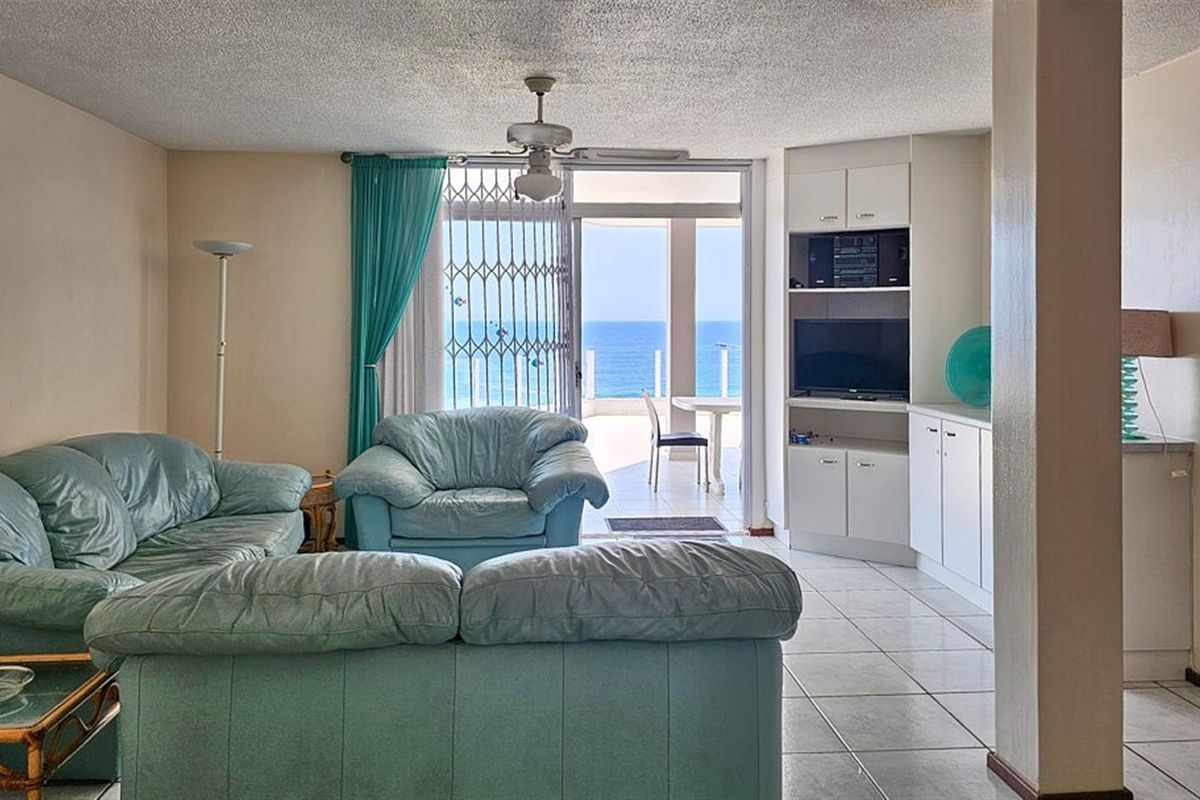 4 Bedroom, Spacious and Light Apartment - Photo 3