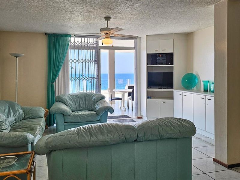 4 Bedroom, Spacious and Light Apartment - Photo 9