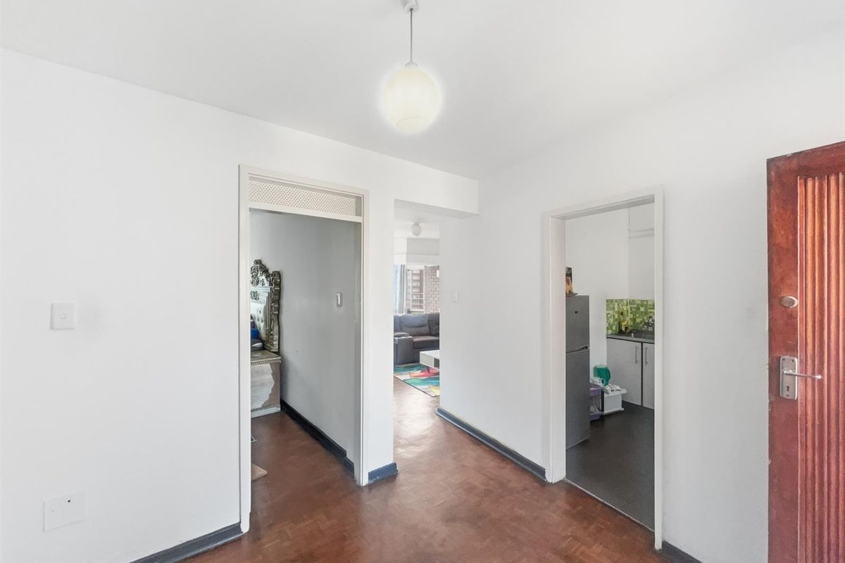1.5 Bed Apartment For Sale in South Beach, Durban, KwaZulu-Natal - Photo 3