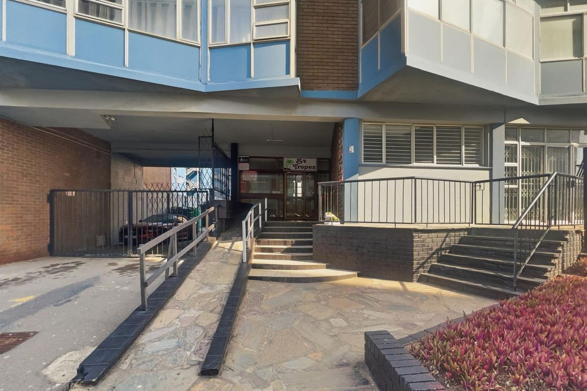 1.5 Bed Apartment For Sale in South Beach, Durban, KwaZulu-Natal - Photo 2