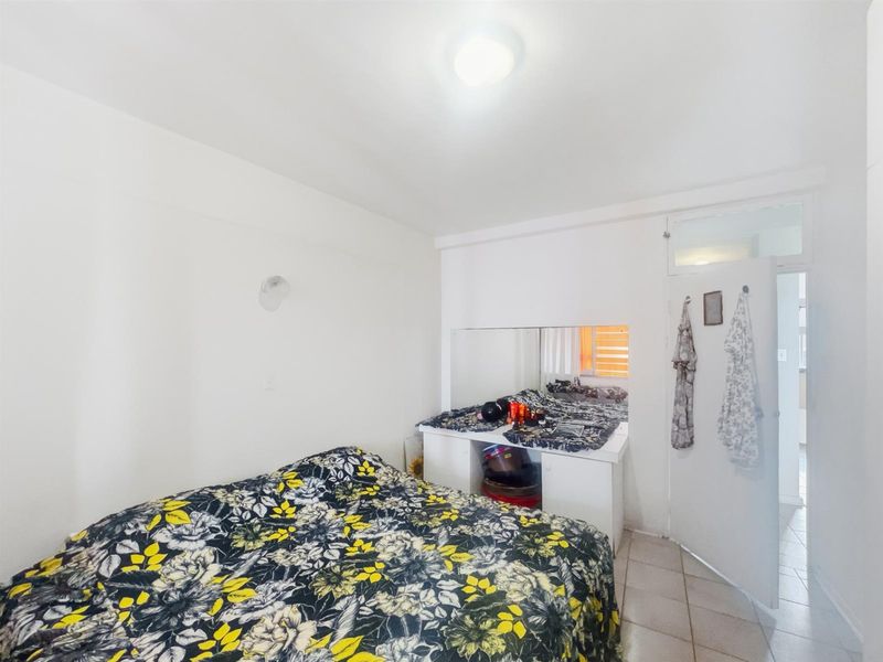 2 Bedroom Apartment For Sale in South Beach, Durban, KwaZulu-Natal - Photo 10