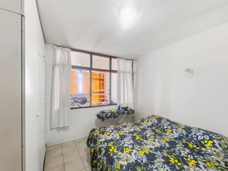 2 Bedroom Apartment For Sale in South Beach, Durban, KwaZulu-Natal - Photo 9