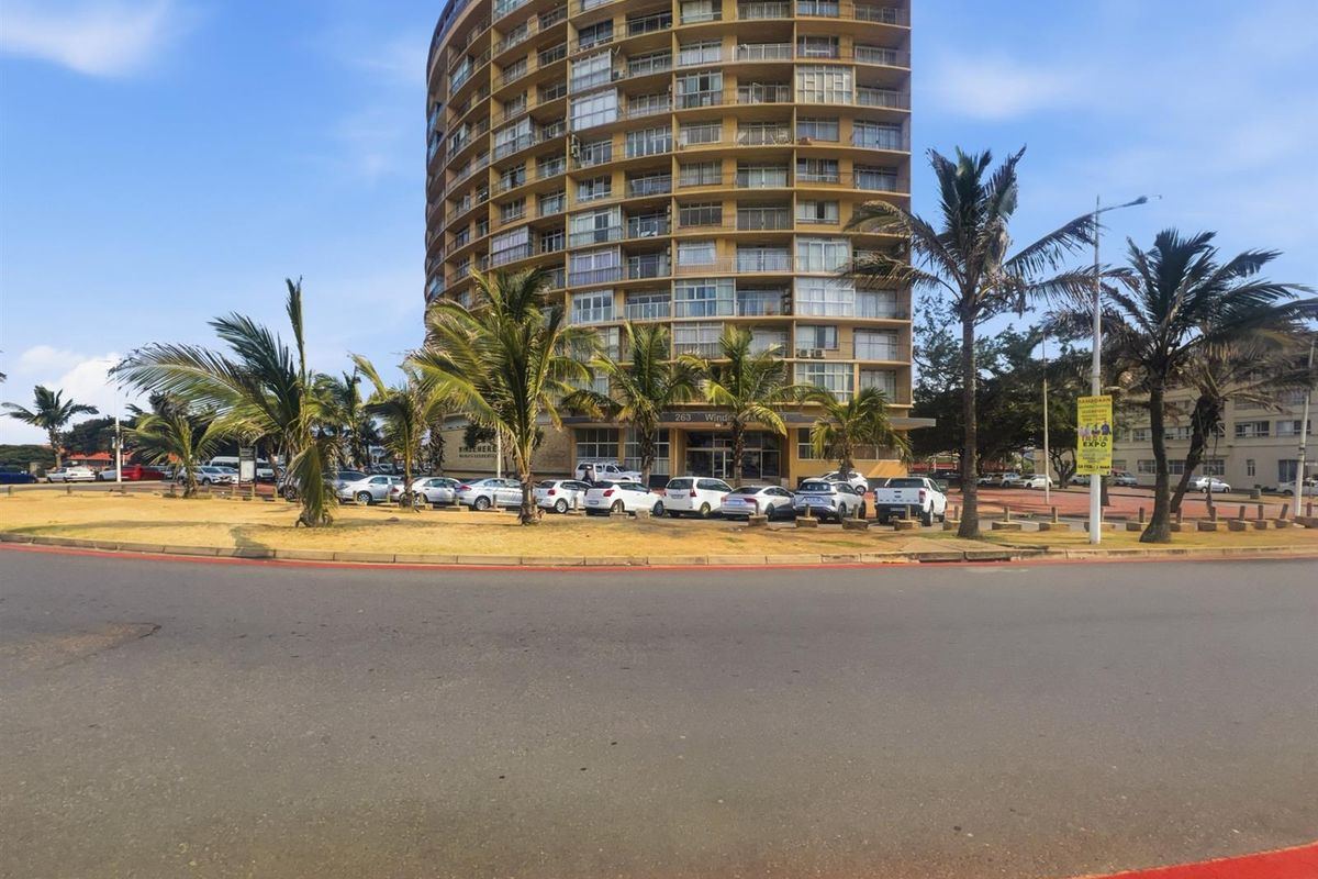 2 Bedroom Apartment For Sale in South Beach, Durban, KwaZulu-Natal - Photo 2