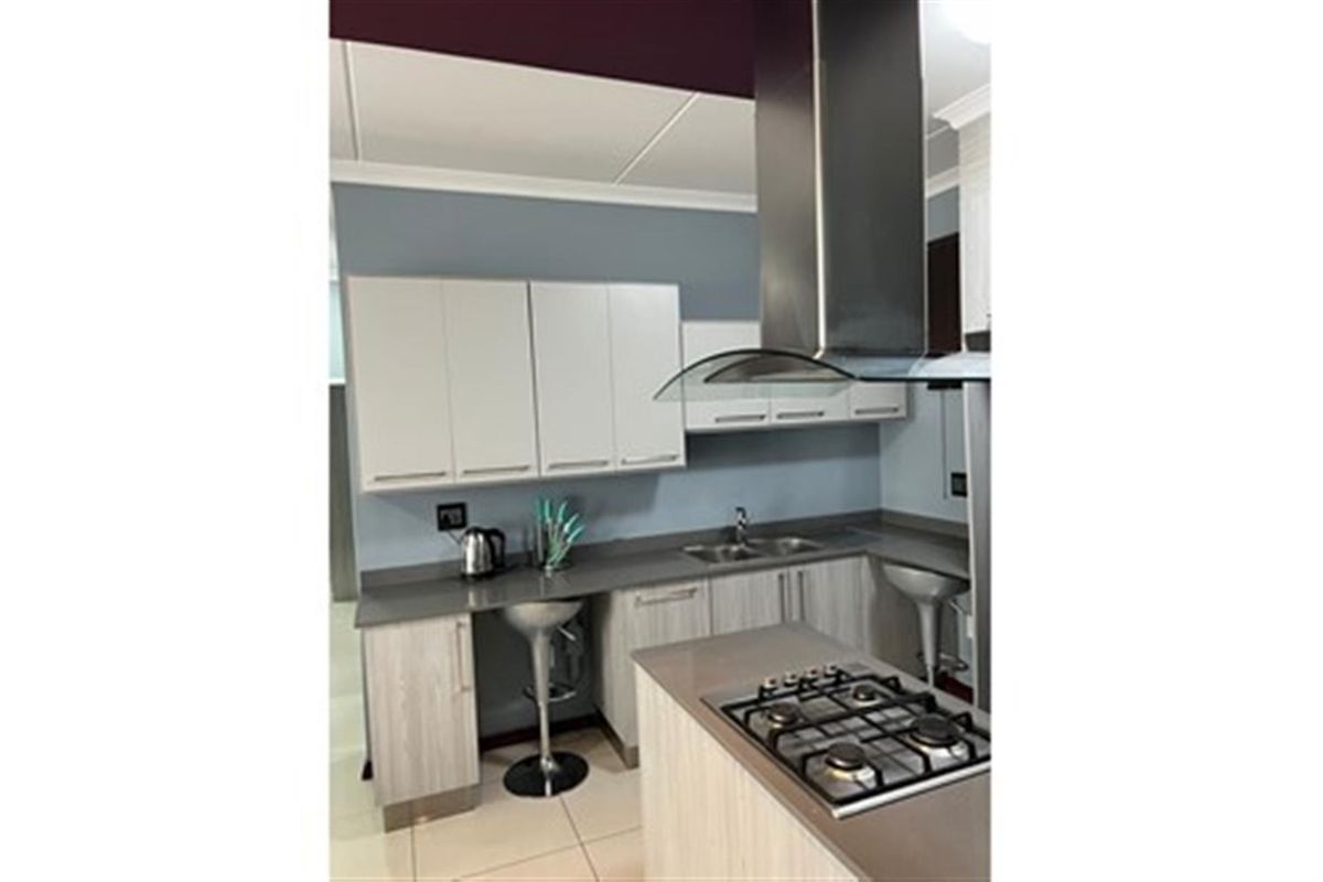 2 Bedroom, 2 Bathroom Apartment for Sale in Midrand - Photo 3