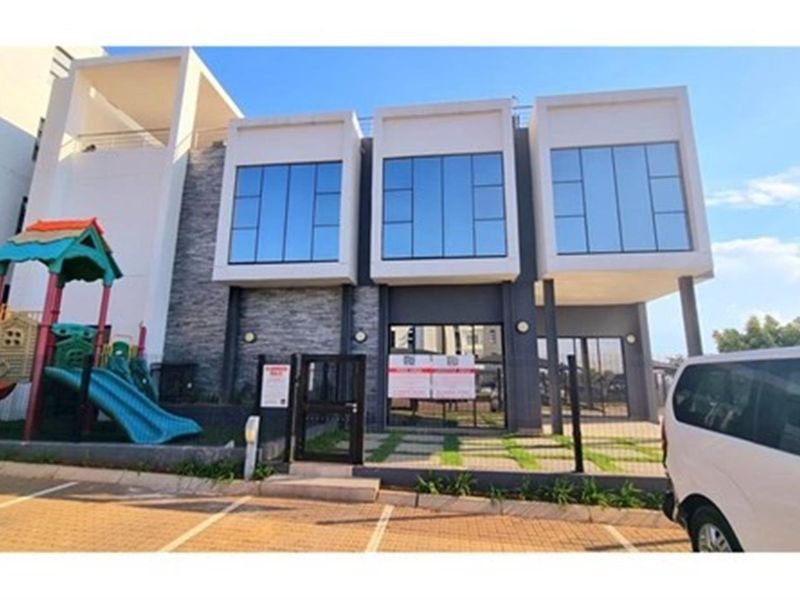 2 Bedroom, 2 Bathroom Apartment for Sale in Midrand - Photo 2
