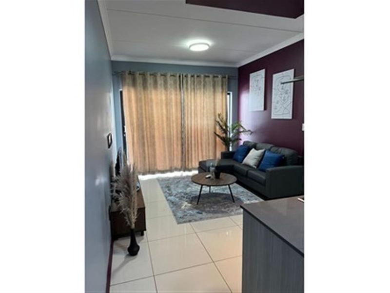 2 Bedroom, 2 Bathroom Apartment for Sale in Midrand - Photo 5