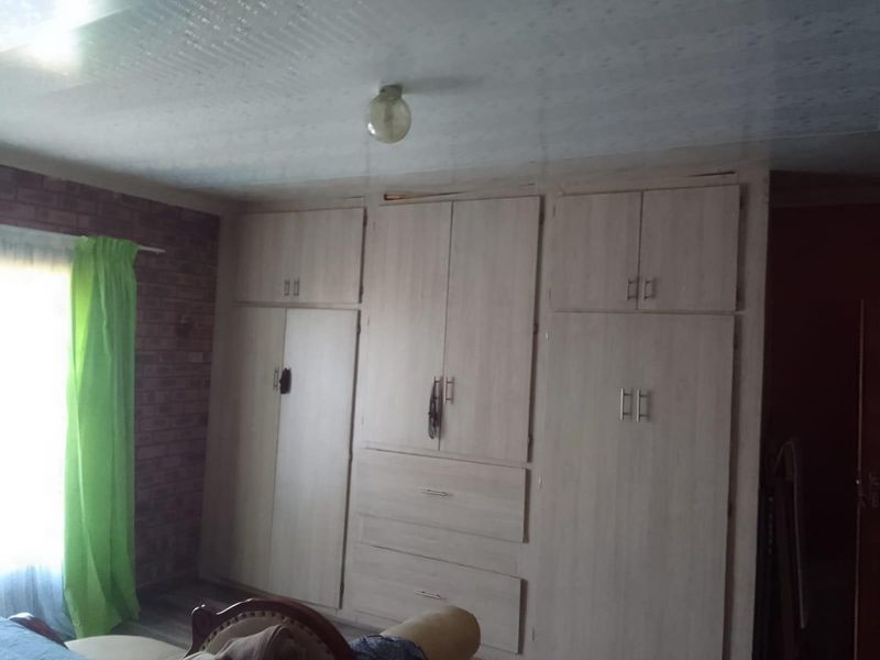 House For Sale in Osizweni, Newcastle, KwaZulu Natal - Photo 10
