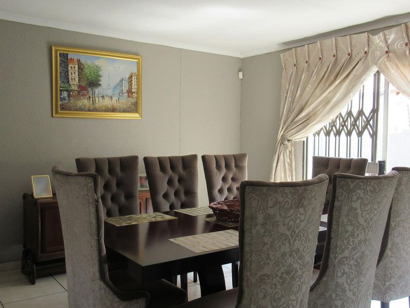 House For Sale in Alveda, Johannesburg - Photo 8