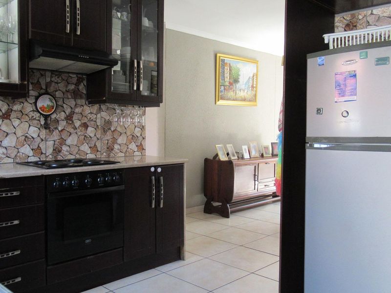 House For Sale in Alveda, Johannesburg - Photo 7