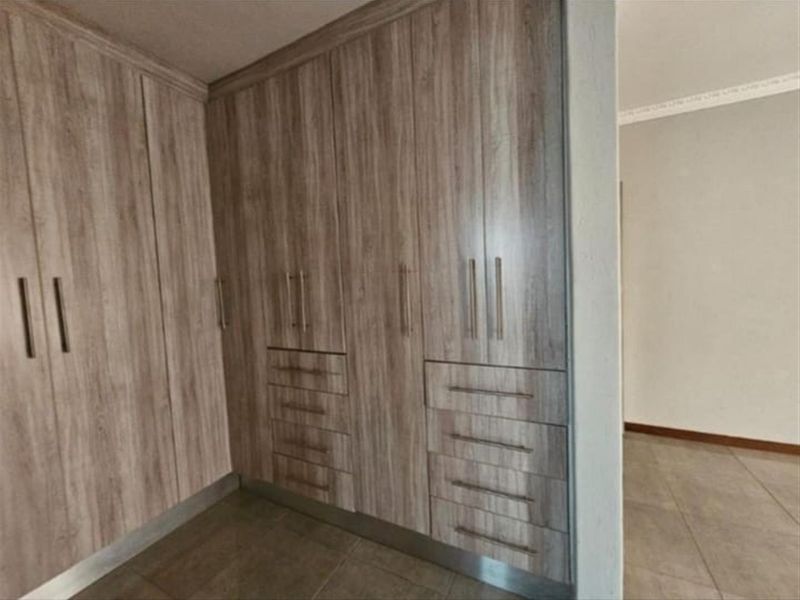 House For Sale in Serala View, Polokwane - Photo 5