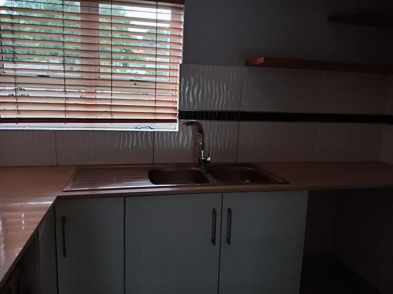 Stunning apartment in elite area of Brindhaven, Verulam, KwaZulu Natal - Photo 9