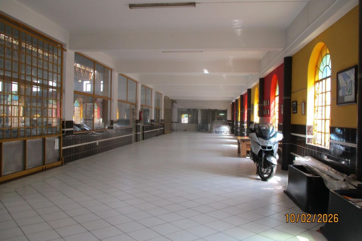 MIX-USE BUILDING FOR SALE IN TROJAN, JOHANNESBURG - Photo 5