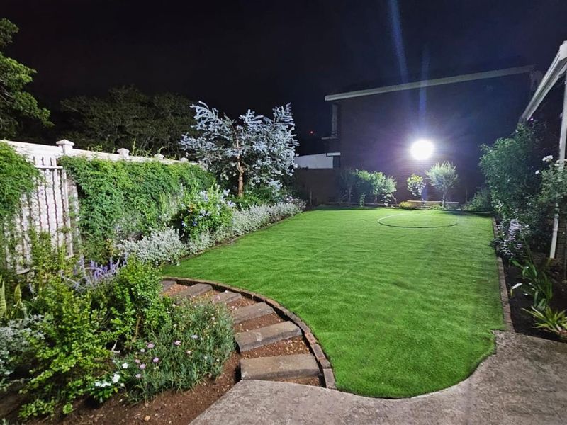 A Residence of Distinction in an Exclusive Mini-Sub could be your NEW address - Photo 8