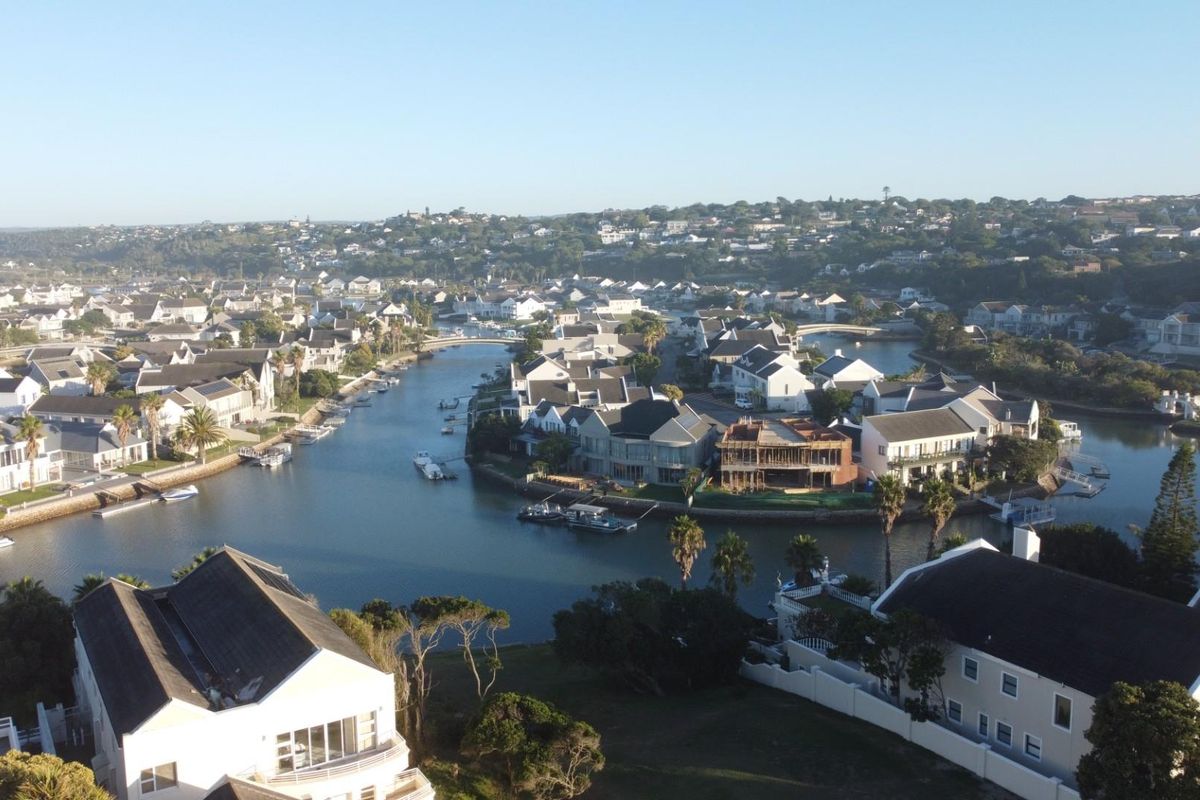 A Refined Five-Bedroom Marina Masterpiece - Photo 3