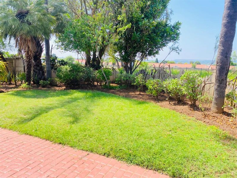 House For Sale in Huttenheights, Newcastle, KwaZulu Natal - Photo 3