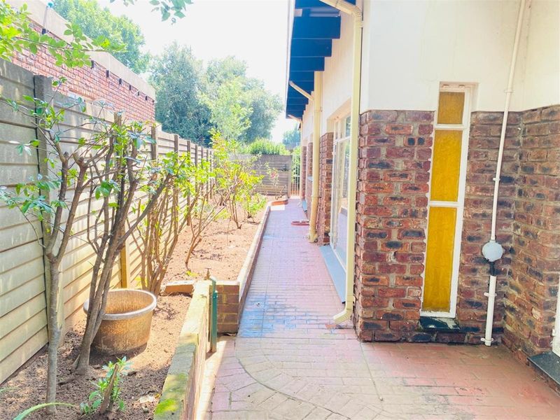 House For Sale in Huttenheights, Newcastle, KwaZulu Natal - Photo 4