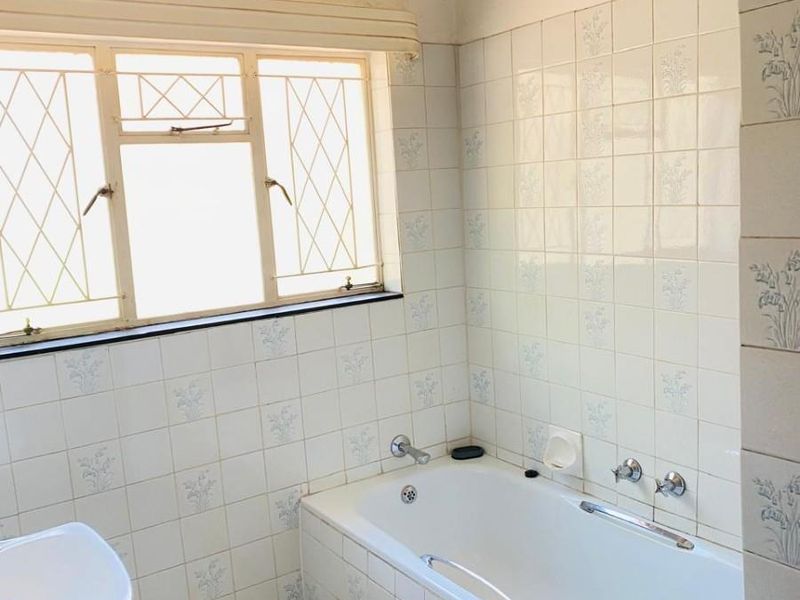 House For Sale in Huttenheights, Newcastle, KwaZulu Natal - Photo 6