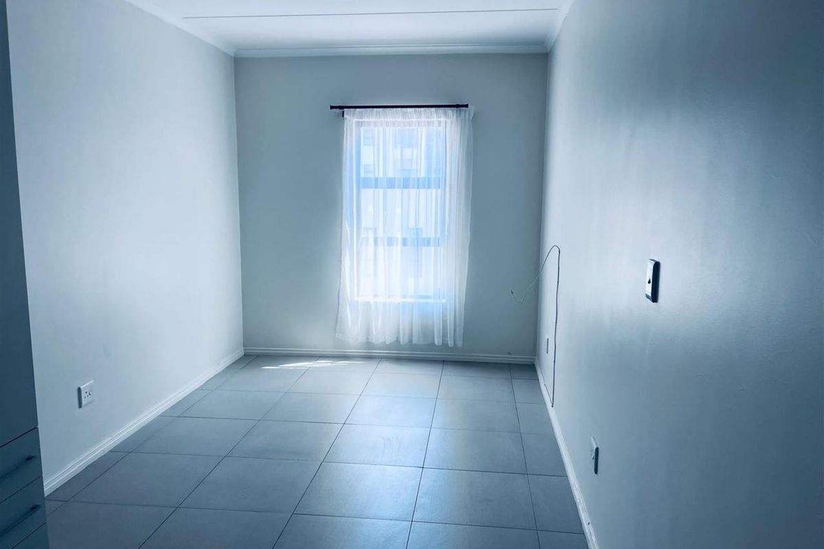 Apartment For Sale in Erand Gardens, Midrand - Photo 5