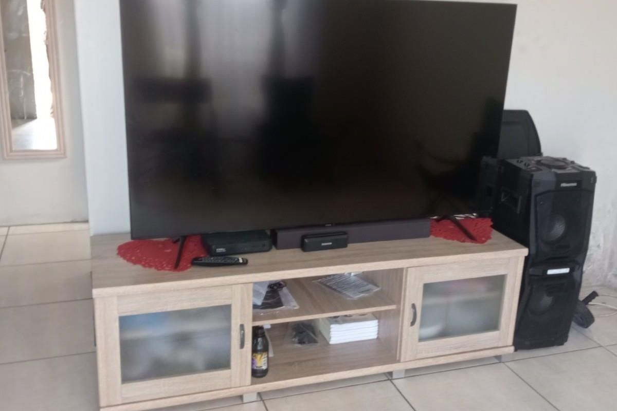 House For Sale in Port Elizabeth Central, Port Elizabeth - Photo 3