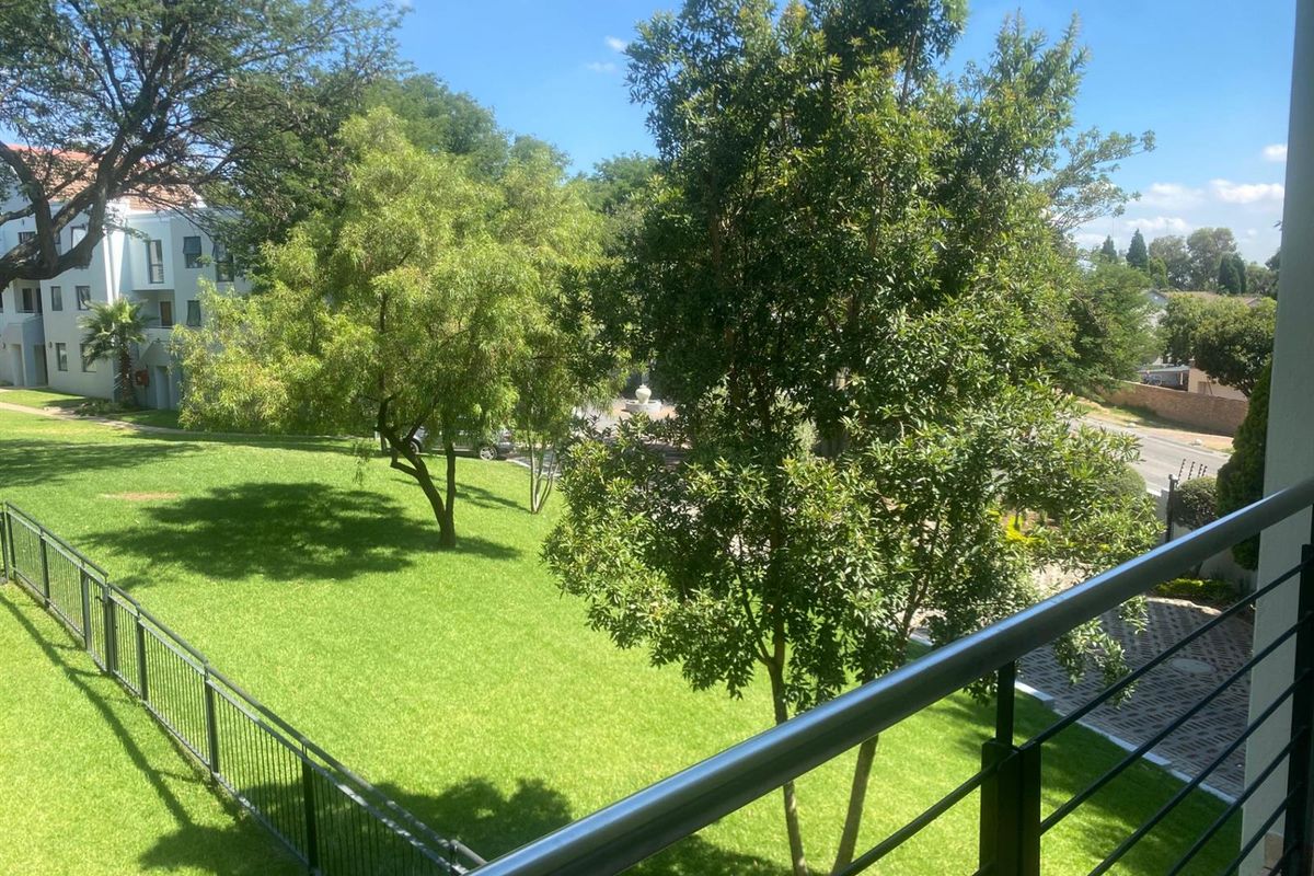 2-Bedroom, 2-Bathroom Duplex for Sale - Photo 2