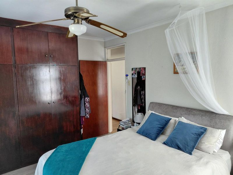 Spacious 3 Bedroom Home with Pool and Granny Flat Potential - Photo 10