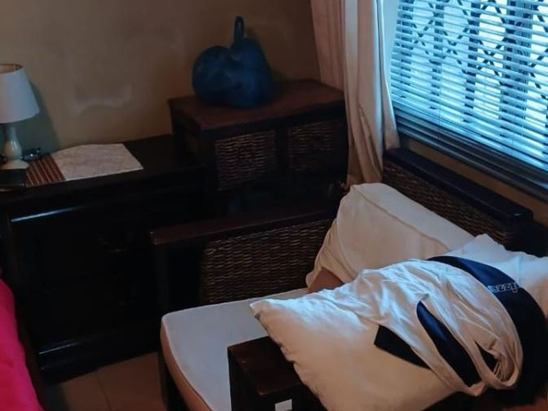 Neat house For Sale in Mfuleni, Blue Downs - Photo 10