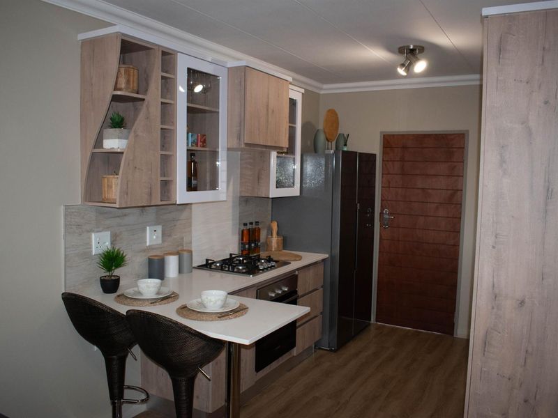 3 Bedroom Luxury Home in Wildlife Reserve Estate | Only 10 Available | Optional Inverter - Photo 3