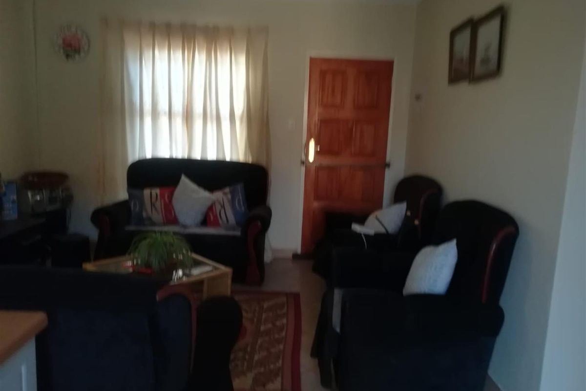 House For Sale in Lehae, Johannesburg - Photo 5