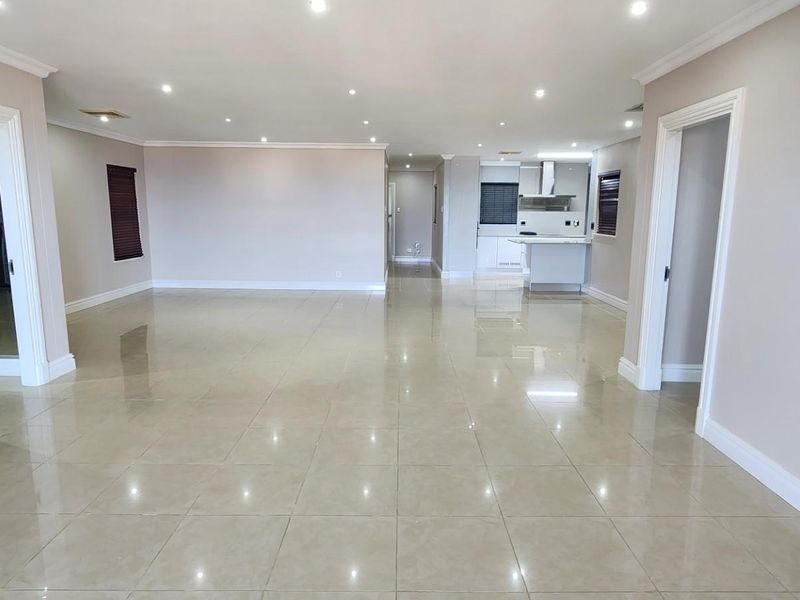 Apartment For Sale in La Lucia Ridge, La Lucia, Umhlanga, KwaZulu Natal - Photo 5