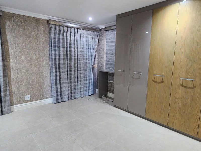 Apartment For Sale in La Lucia Ridge, La Lucia, Umhlanga, KwaZulu Natal - Photo 7