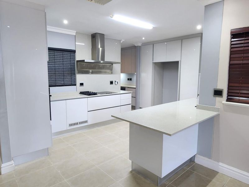 Apartment For Sale in La Lucia Ridge, La Lucia, Umhlanga, KwaZulu Natal - Photo 3