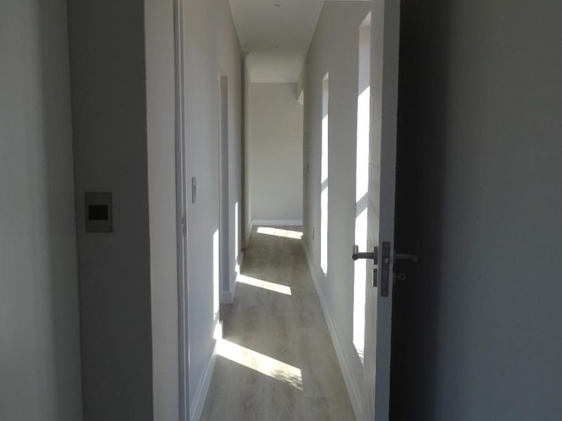 Live Secure. Live Spacious. Live the Estate Dream. - Photo 8