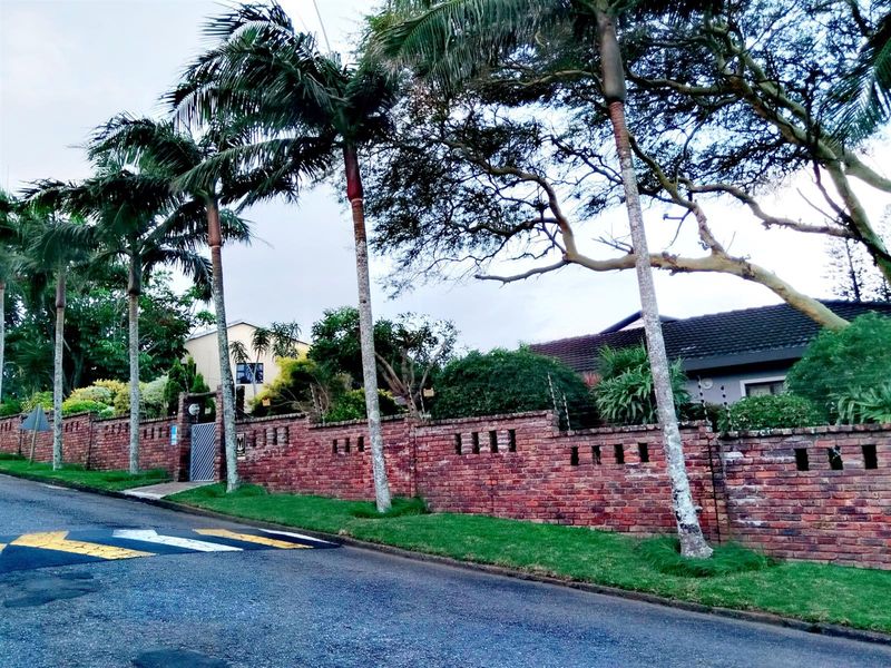 Piture Perfect Family Home - Photo 2