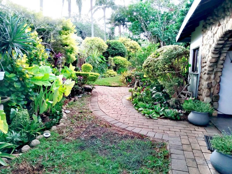 Piture Perfect Family Home - Photo 6