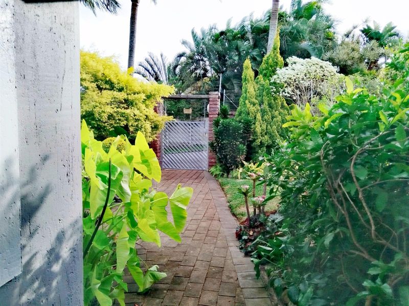 Piture Perfect Family Home - Photo 7