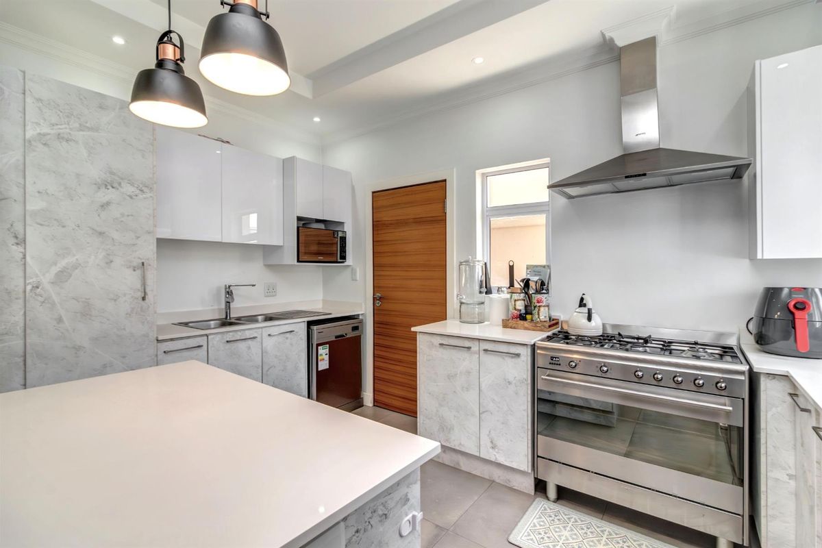 Kingfisher Close - Photo 3