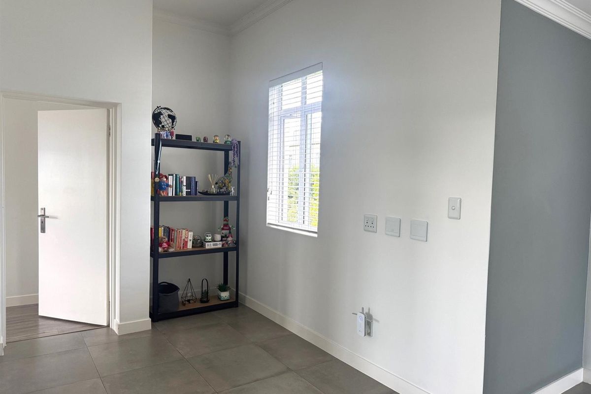 Kingfisher Close - Photo 4