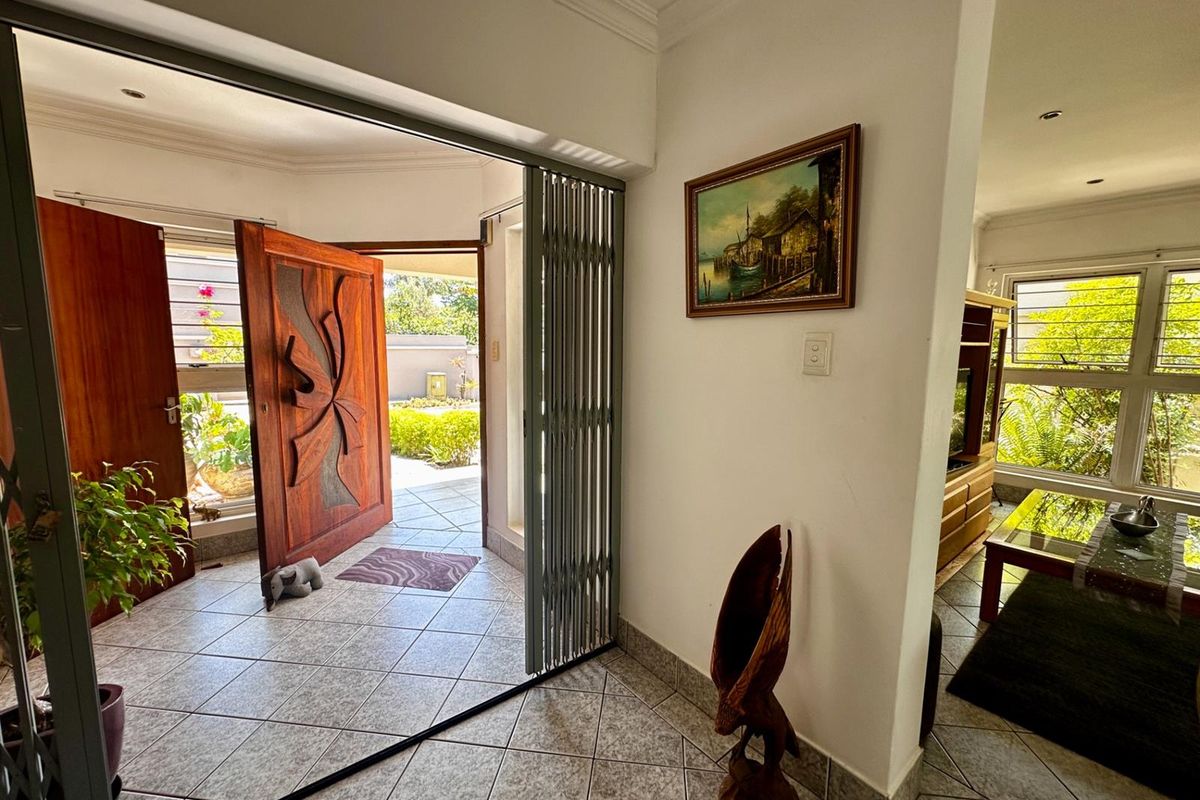 House For Sale in Die Wilgers, Pretoria - Photo 3