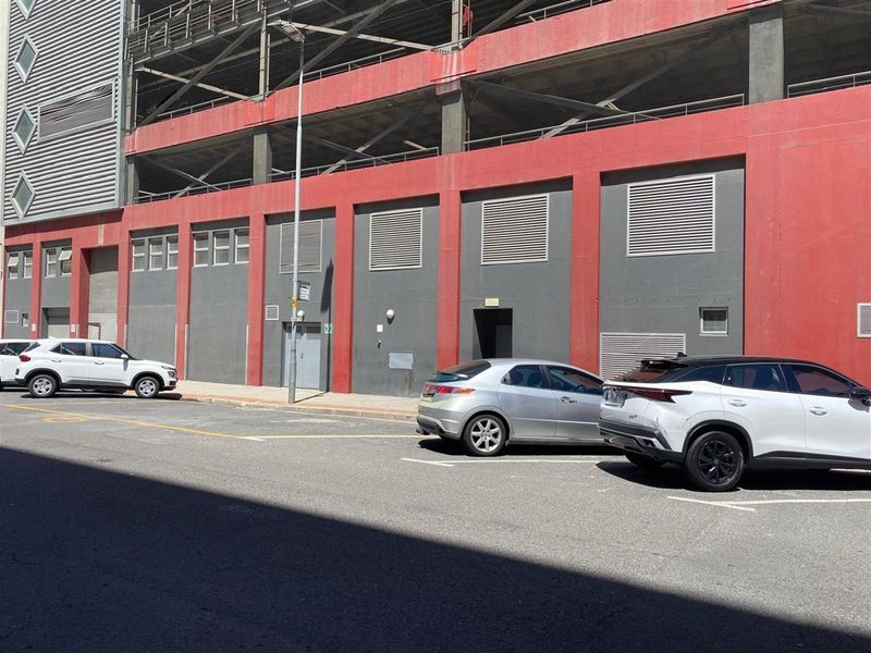 Retail Space To Rent in Foreshore Cape Town Western Cape - Photo 3