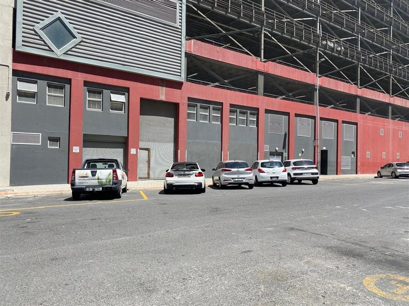 Retail Space To Rent in Foreshore Cape Town Western Cape - Photo 5